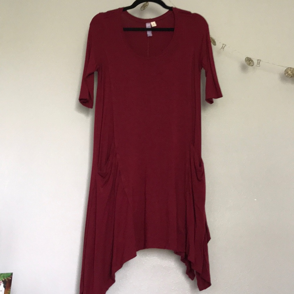 Burgundy t shirt dress with pockets